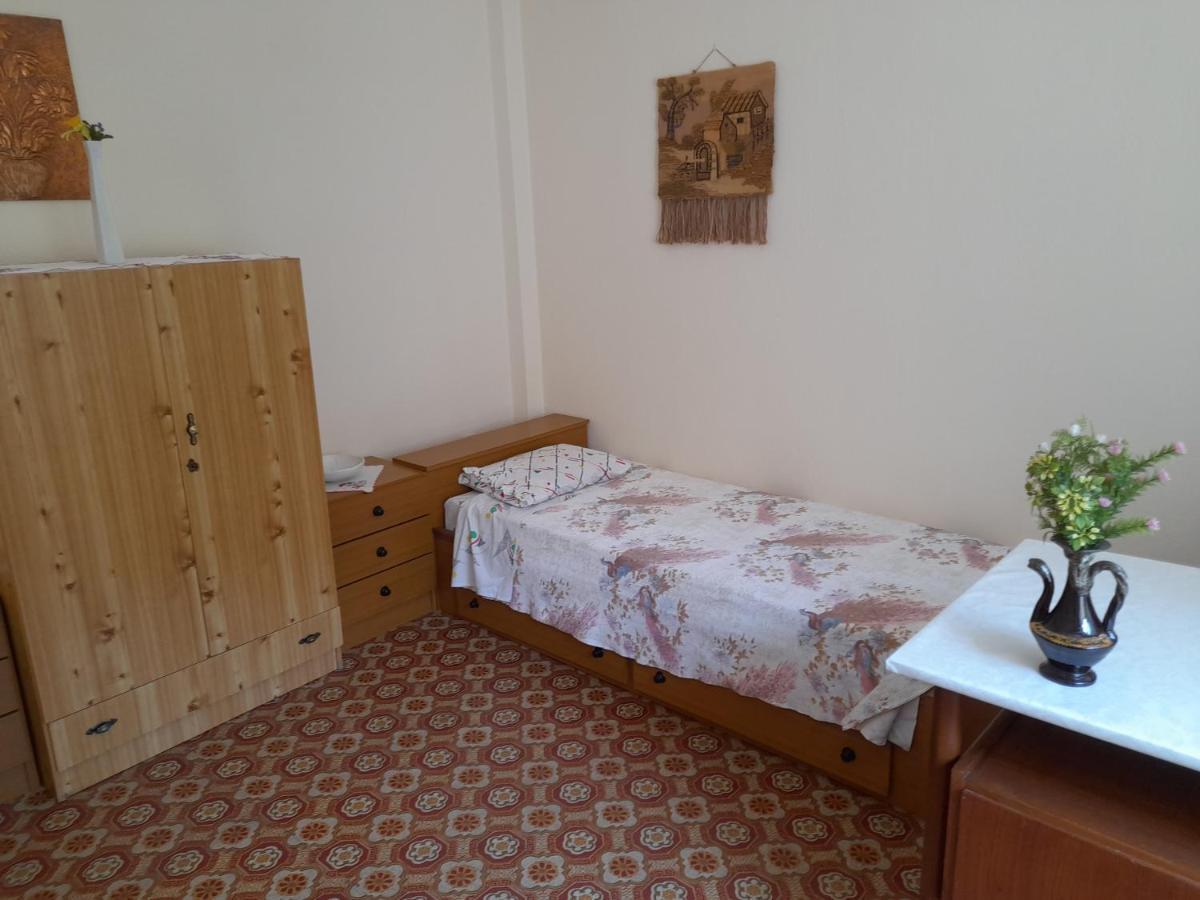 Friendly Philoxenia Apartment Xanthi Exterior photo